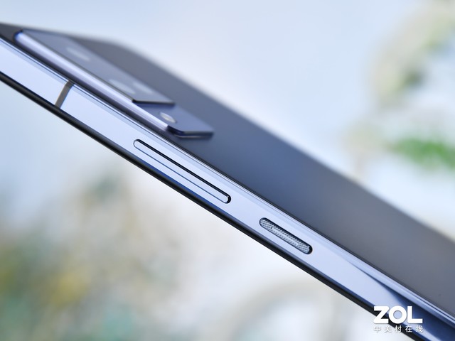 到底怎樣設計的手機 才能抓住愛美人群的心?